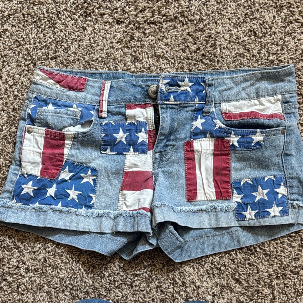 Vintage Y2K l.e.i. patchwork flag low rise denim shirts